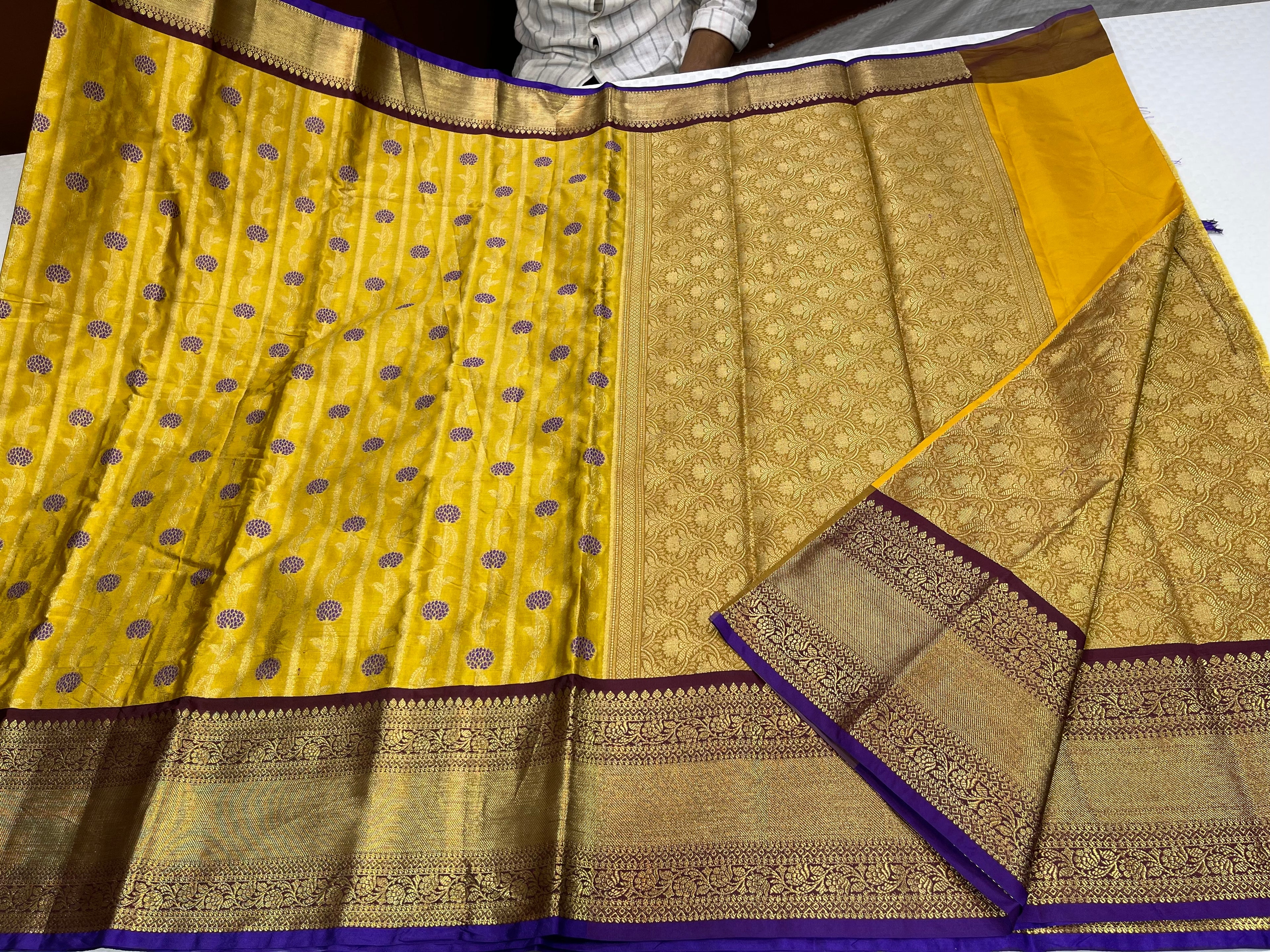 Kanchi silk meena