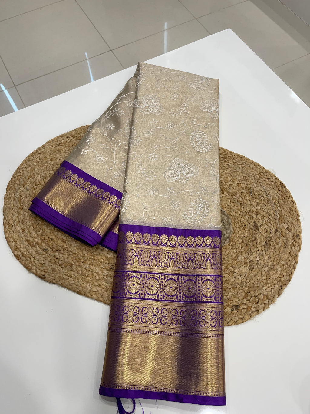 Chikankari2