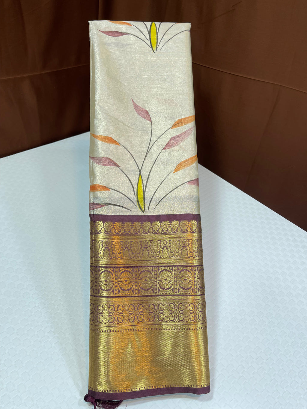 Fancy hand paint