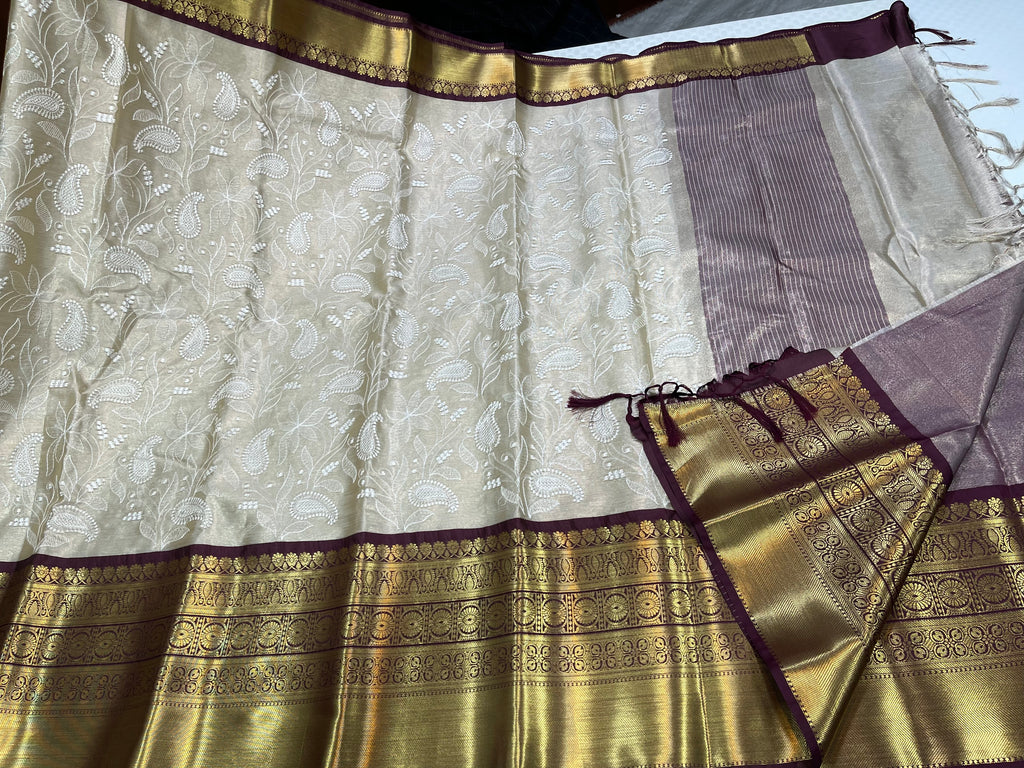 Chikankari work