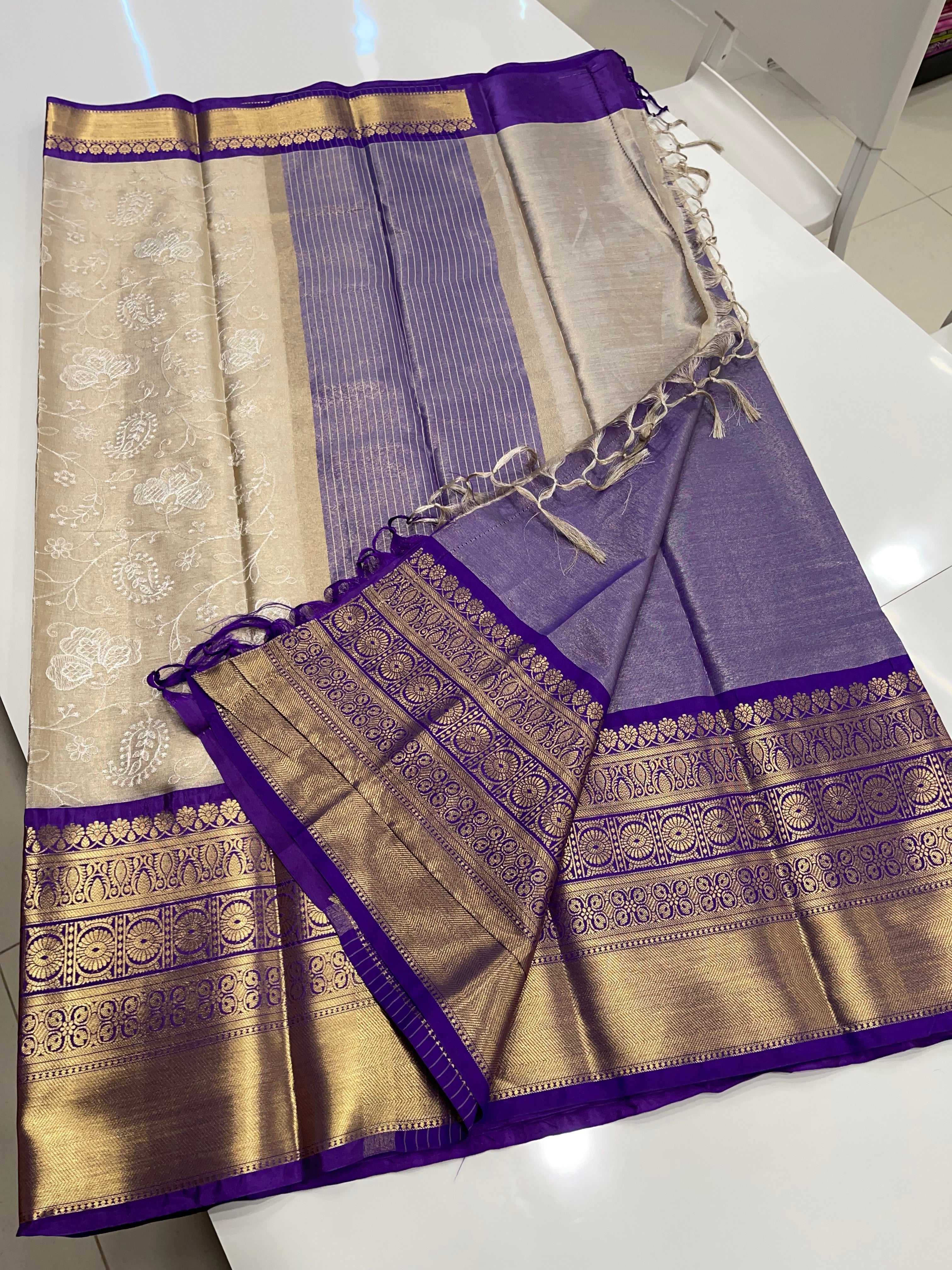 Chikankari2